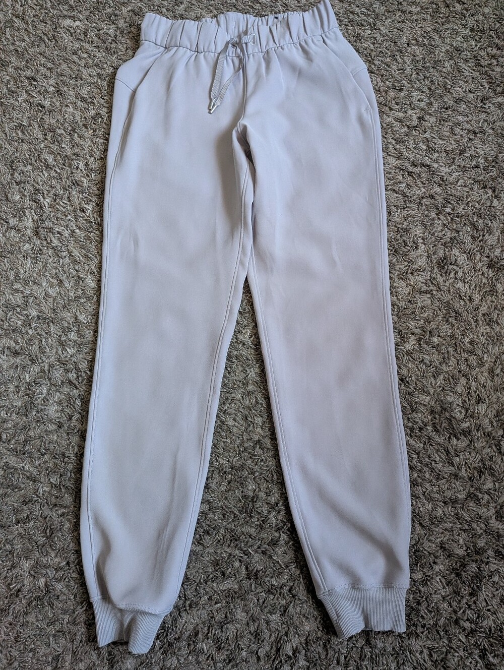 Lululemon On The Fly 28" Silver Grey Athletic Jogger Pants Women's Sz 2